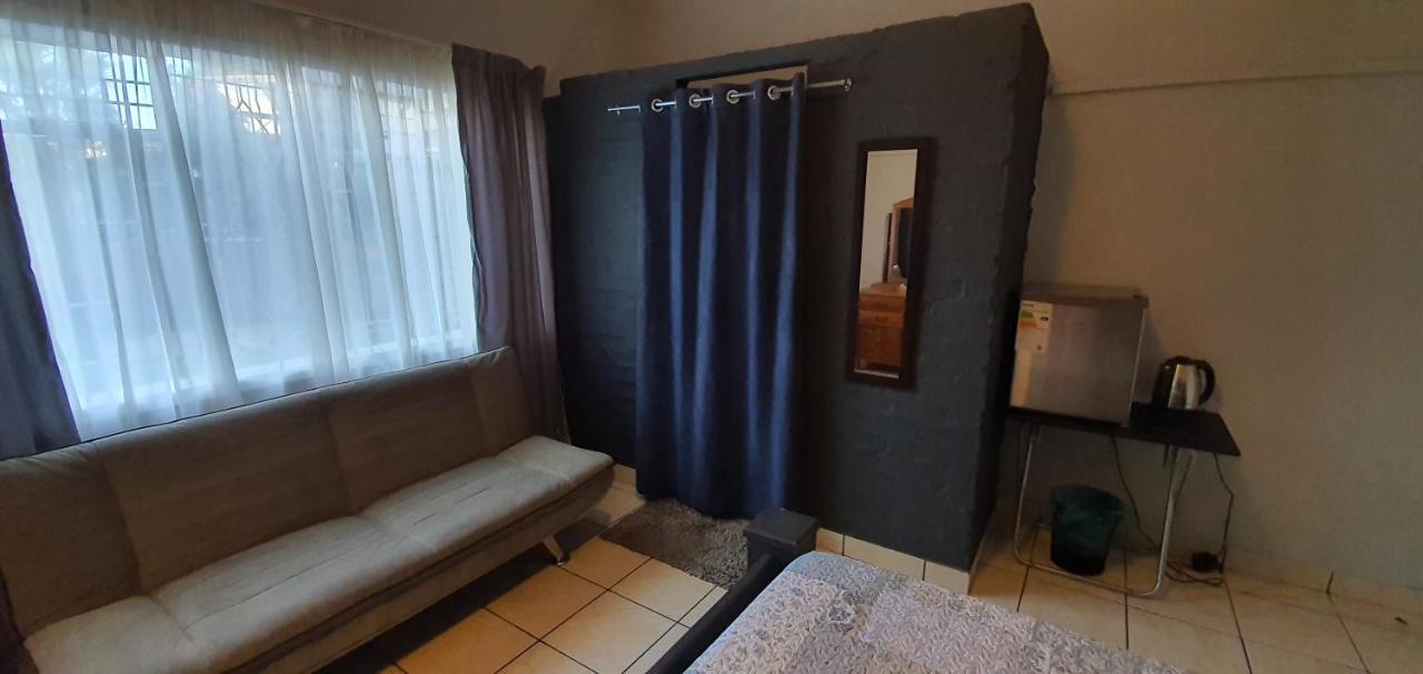 Sleepover @194 Rustenburg Exterior photo